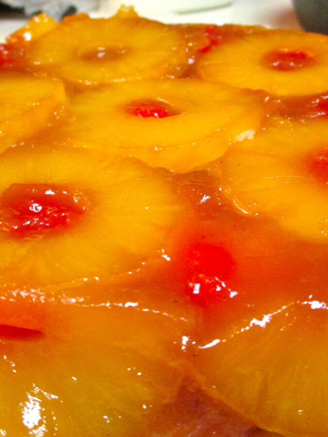 Pineapple upside down cake