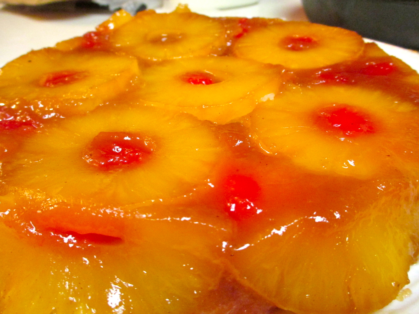 PINEAPPLE UPSIDE DOWN CAKE - NO OVEN!