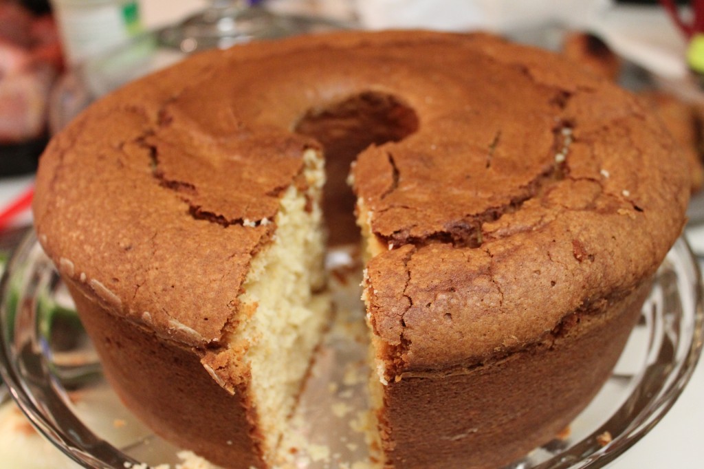 Amazing homemade lemon pound cake