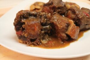 Easy Jamaican oxtails