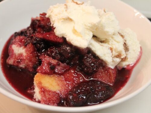 old fashioned blackberry cobbler
