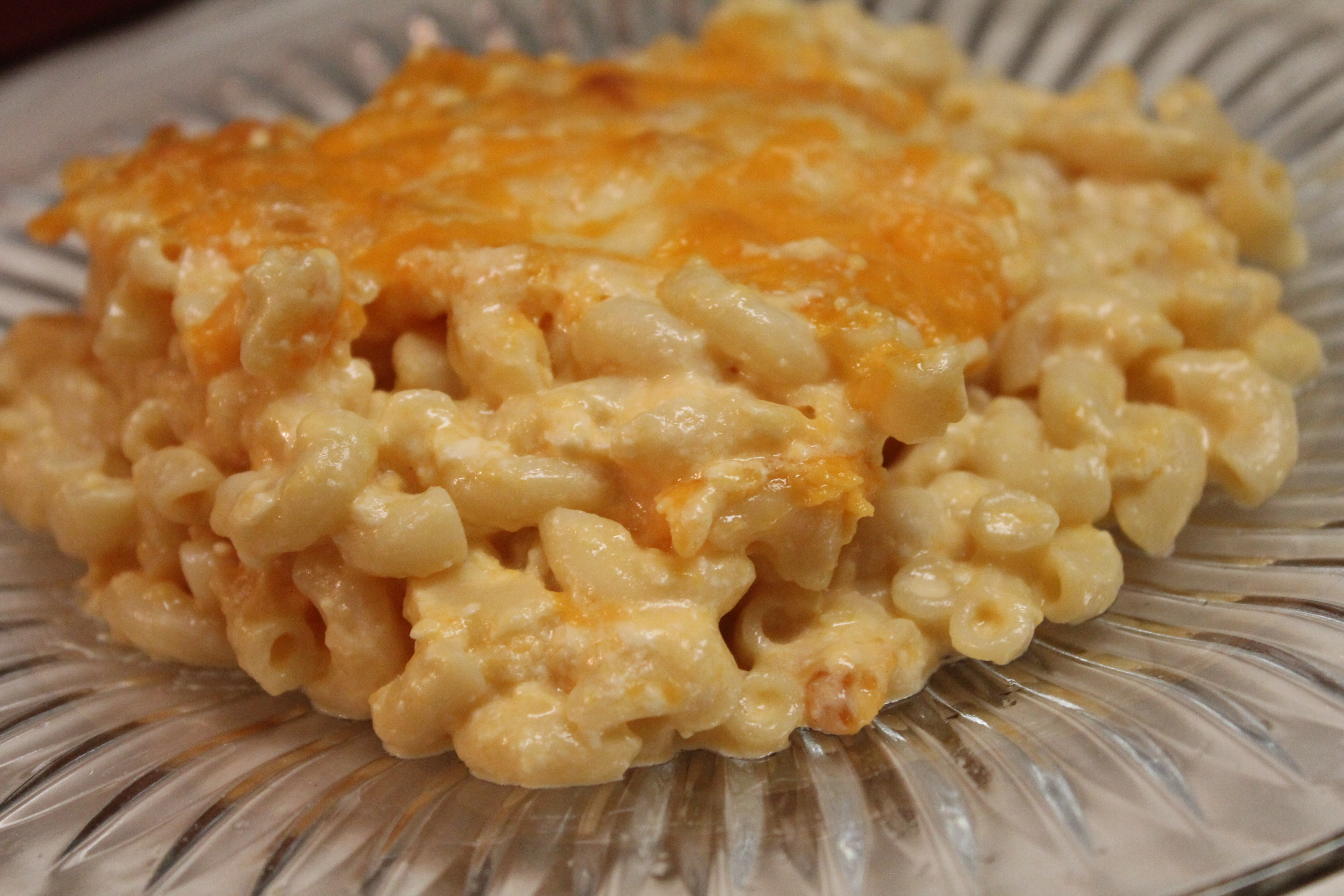 homemade baked mac and cheese with evaporated milk