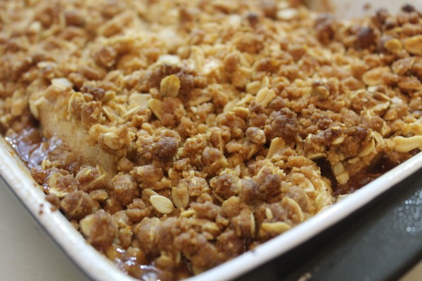 Old Fashioned Cinnamon Apple Crisp