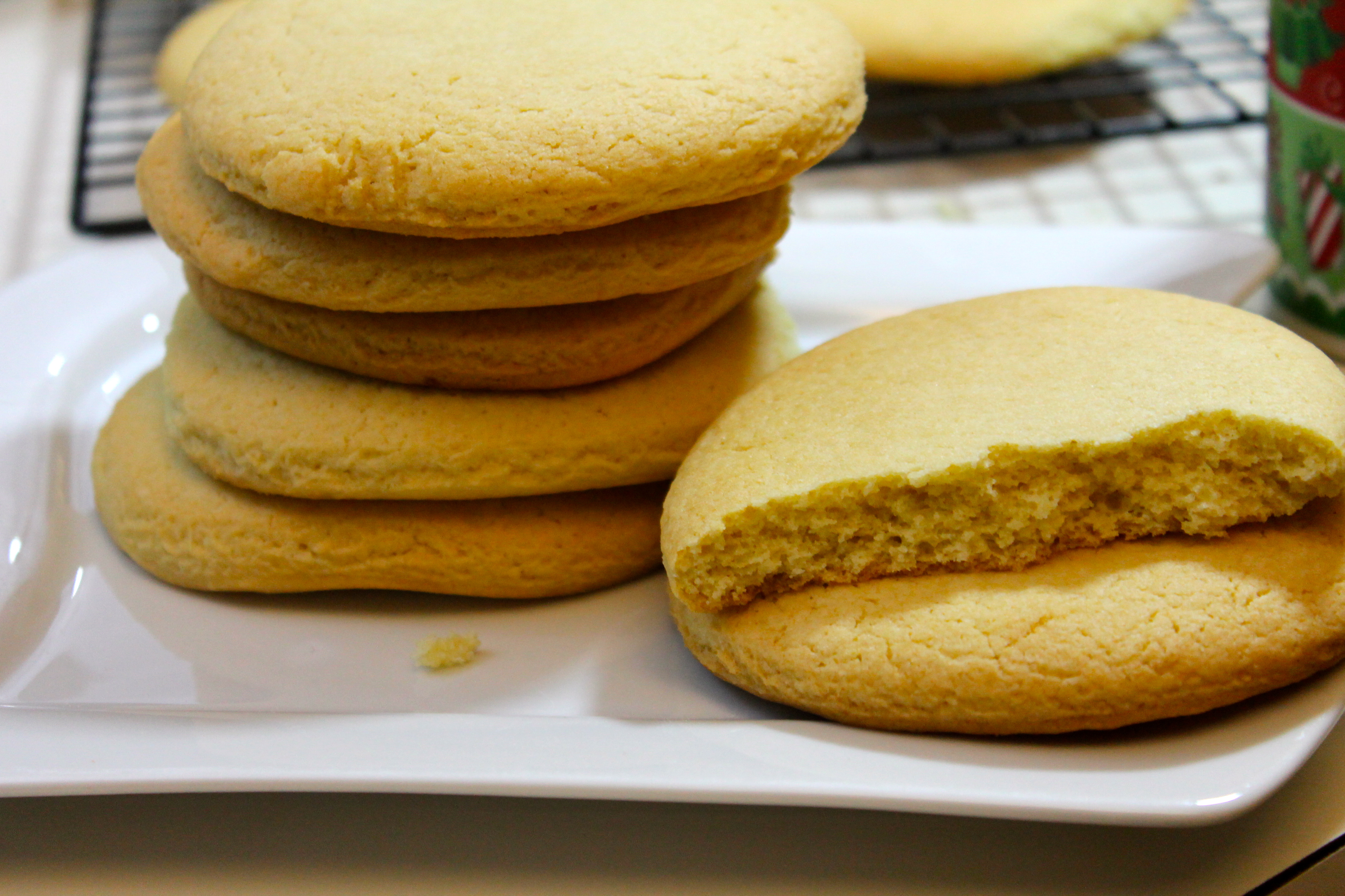 Thai Tea Cake with Condensed Milk Custard Sauce Recipe