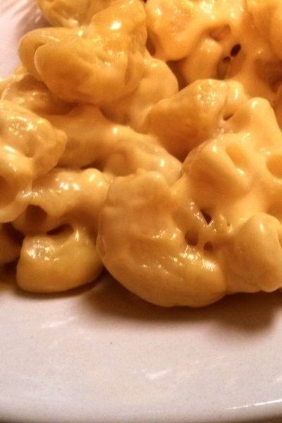 make a creamy cheese sauce for mac and cheese