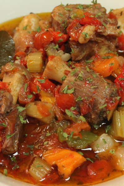 slow cooked oxtail stew