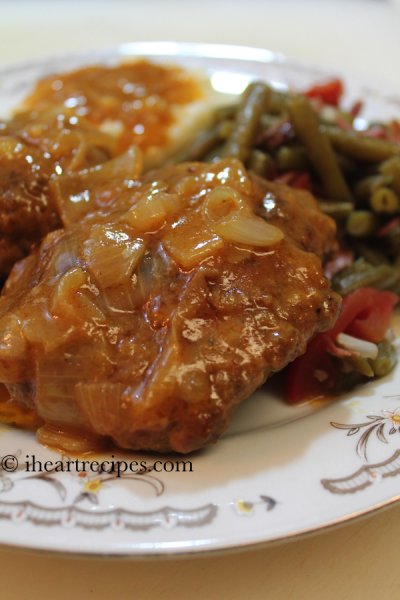Southern Salisbury Steak Recipe | I Heart Recipes