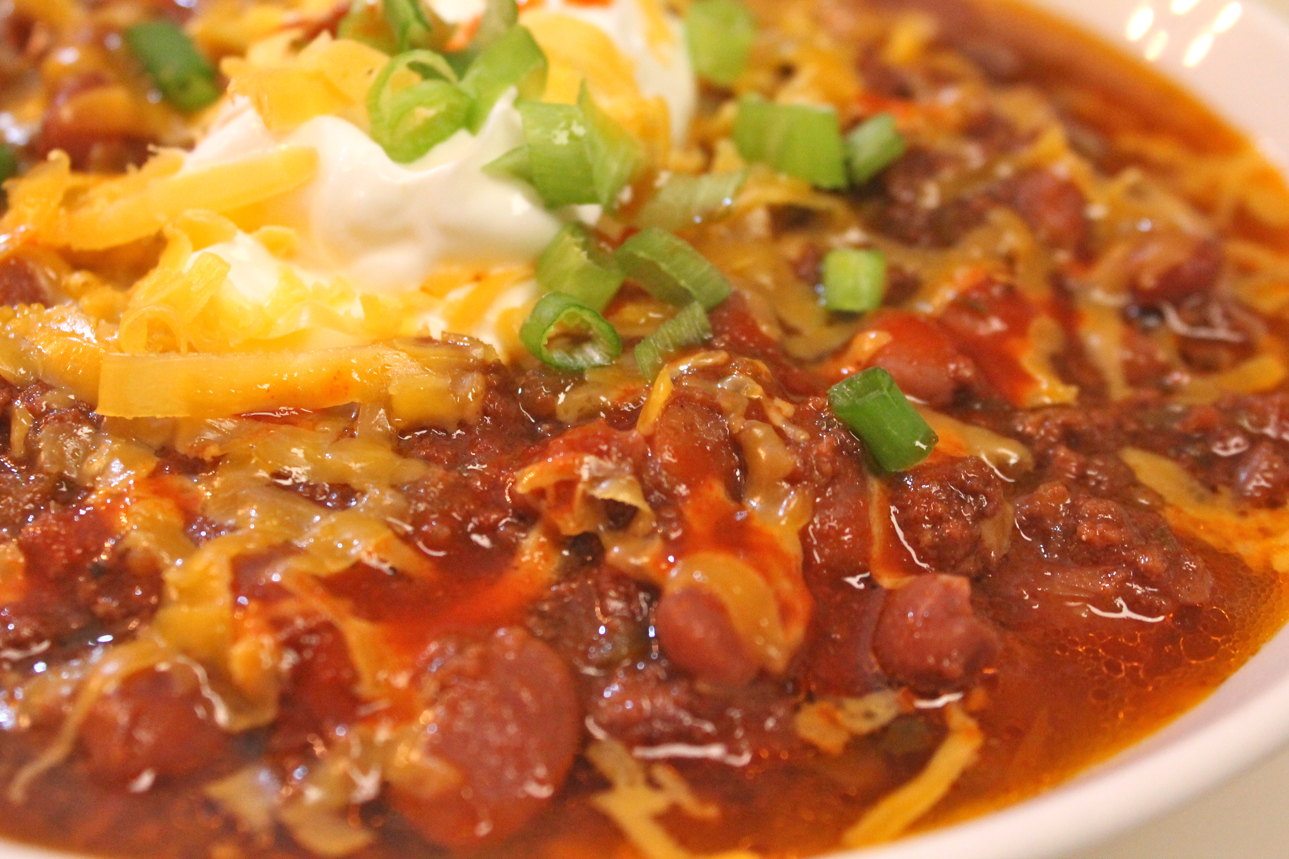 Homemade Beef Chili Made in the Crock-Pot is the perfect hot meal for a cold night. 