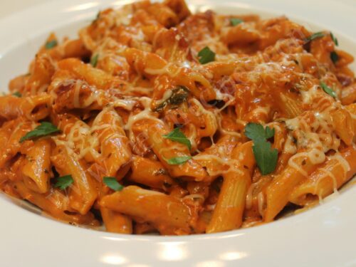 Penne with homemade vodka sauce