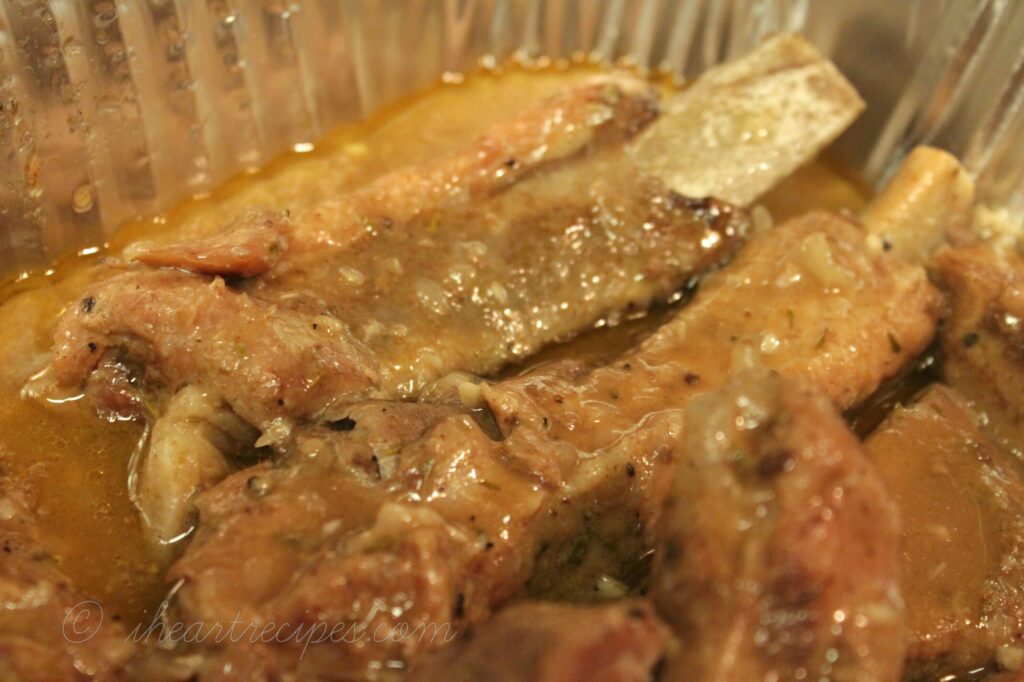 Delicious Smothered Ribs 