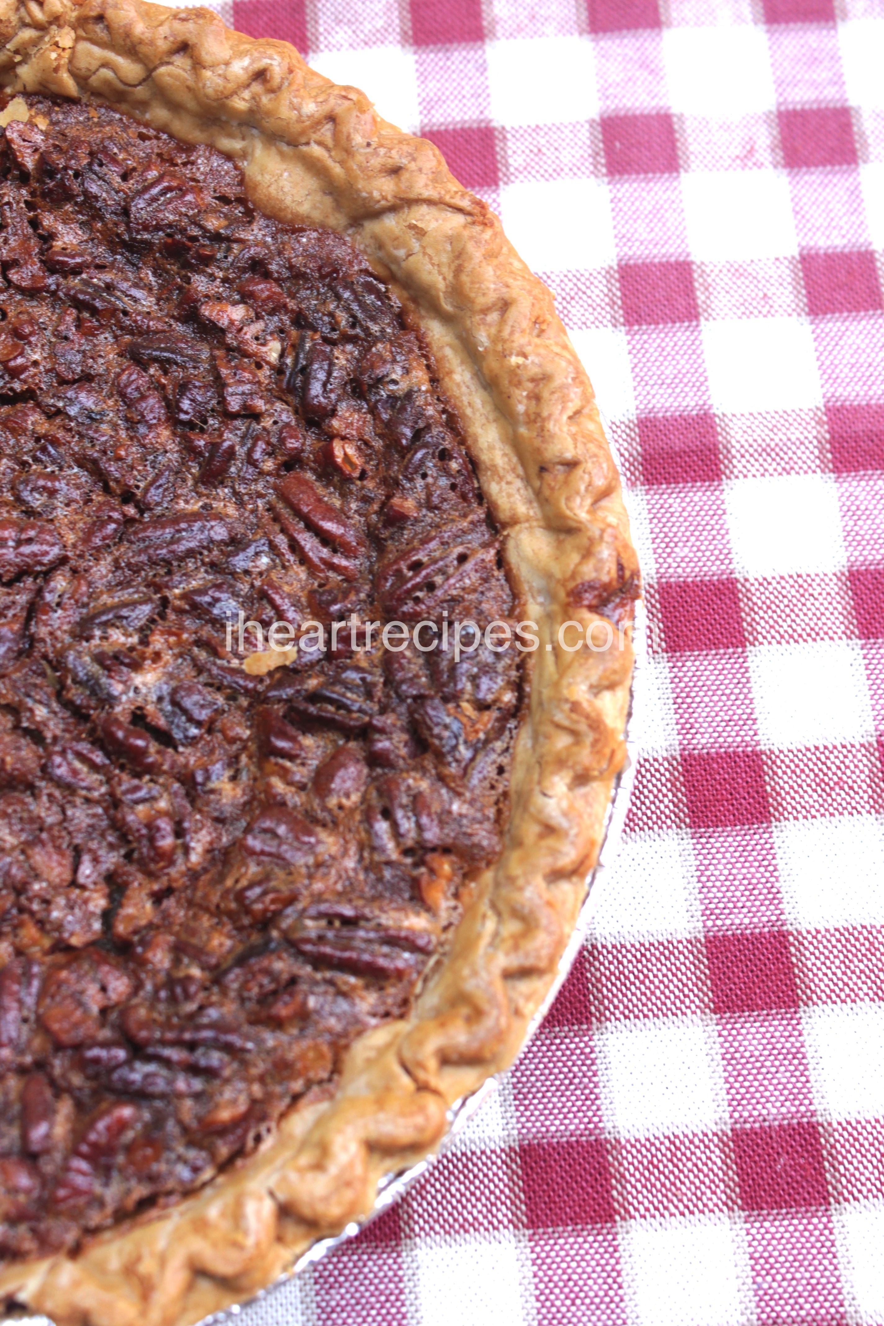 Southern Pecan Pie | I Heart Recipes