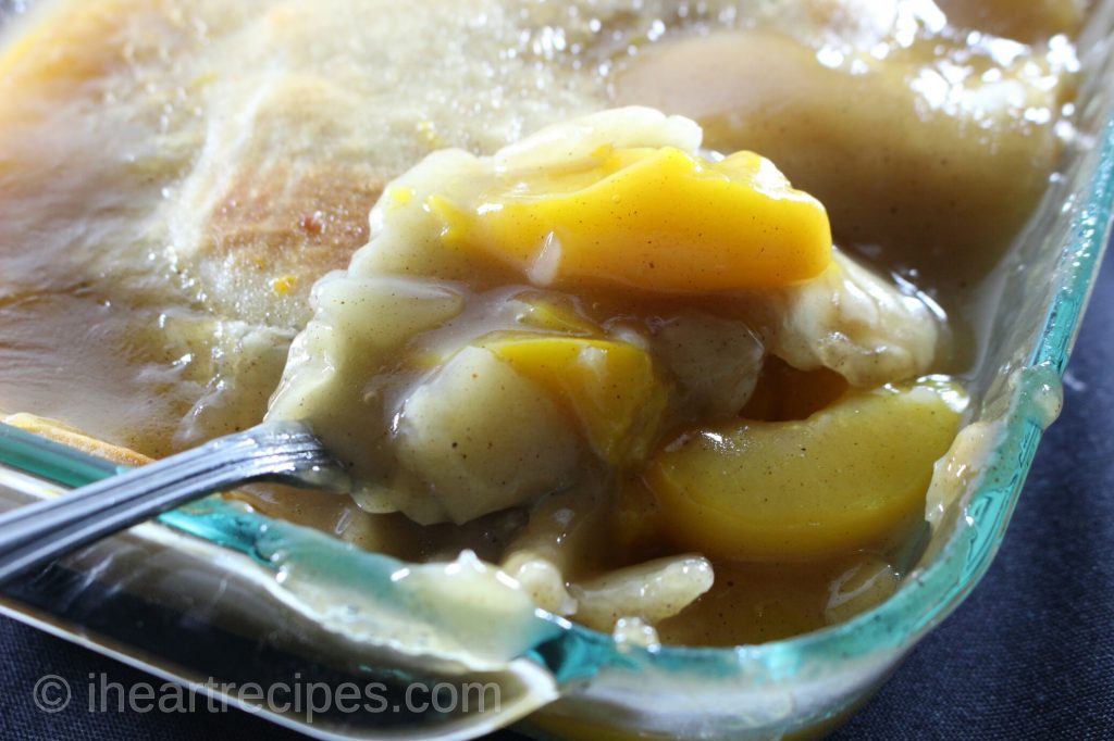 Delicious peach cobbler (with canned peaches!)