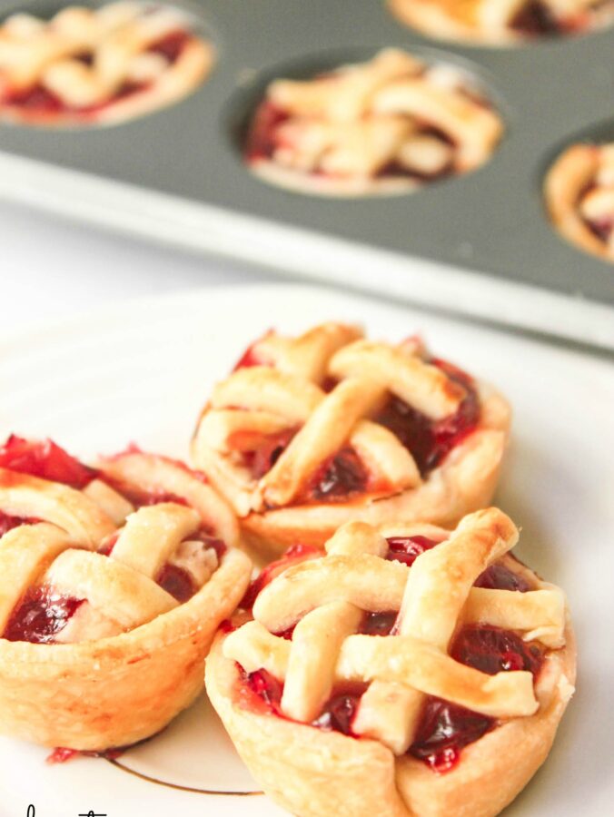 Mini Cherry Pie Bites