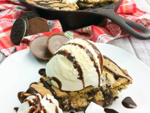 Deep Dish Oreo & Reese's Cookie