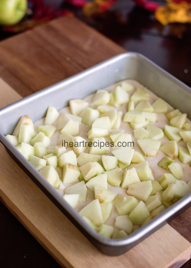 Granny smith apples are perfect for baking this deliciously easy apple cobbler recipe