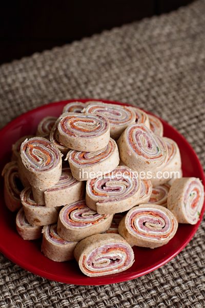 Italian Pinwheels (Finger Sandwiches) | I Heart Recipes