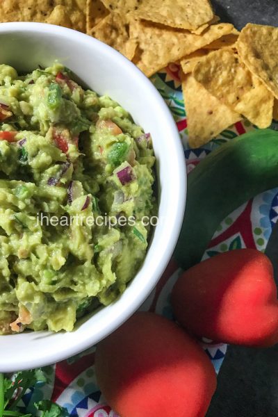 Easy Delicious Guacamole