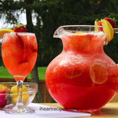 Easy Strawberry Lemonade