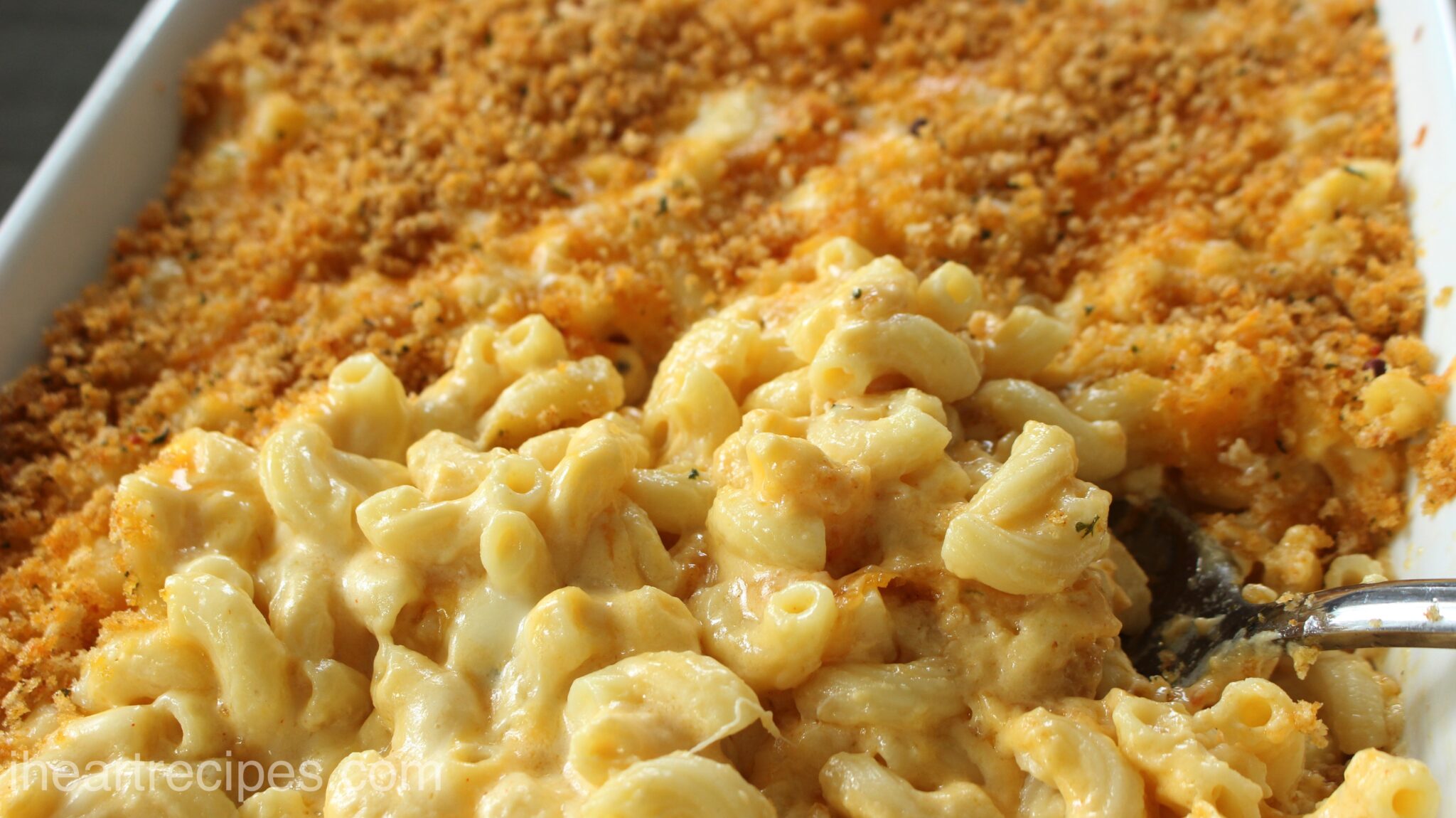 Southern Macaroni and Cheese Casserole | I Heart Recipes