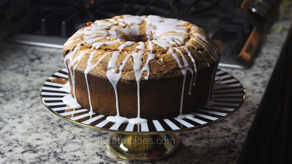 Woman Brings 'Petty' Birthday Cake for Relative She Doesn't Like