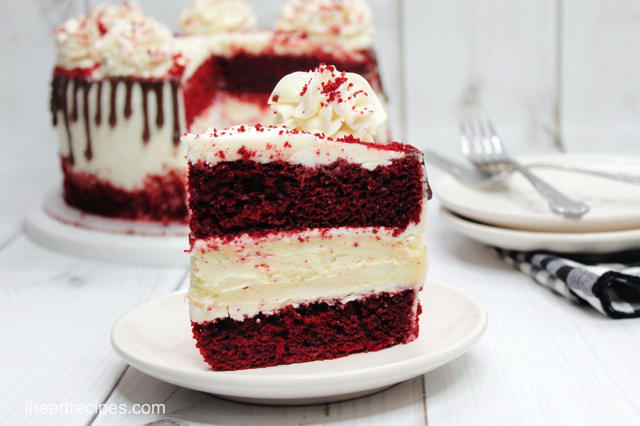 Easy Red Velvet Cheesecake | I Heart Recipes