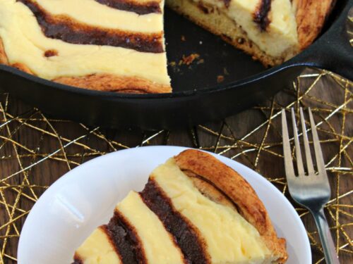 Cinnamon roll cheesecake.