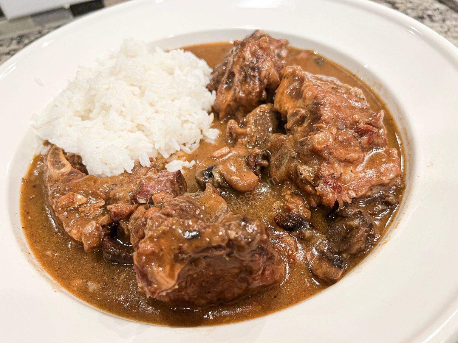 Southern Neck Bones and Gravy I Heart Recipes