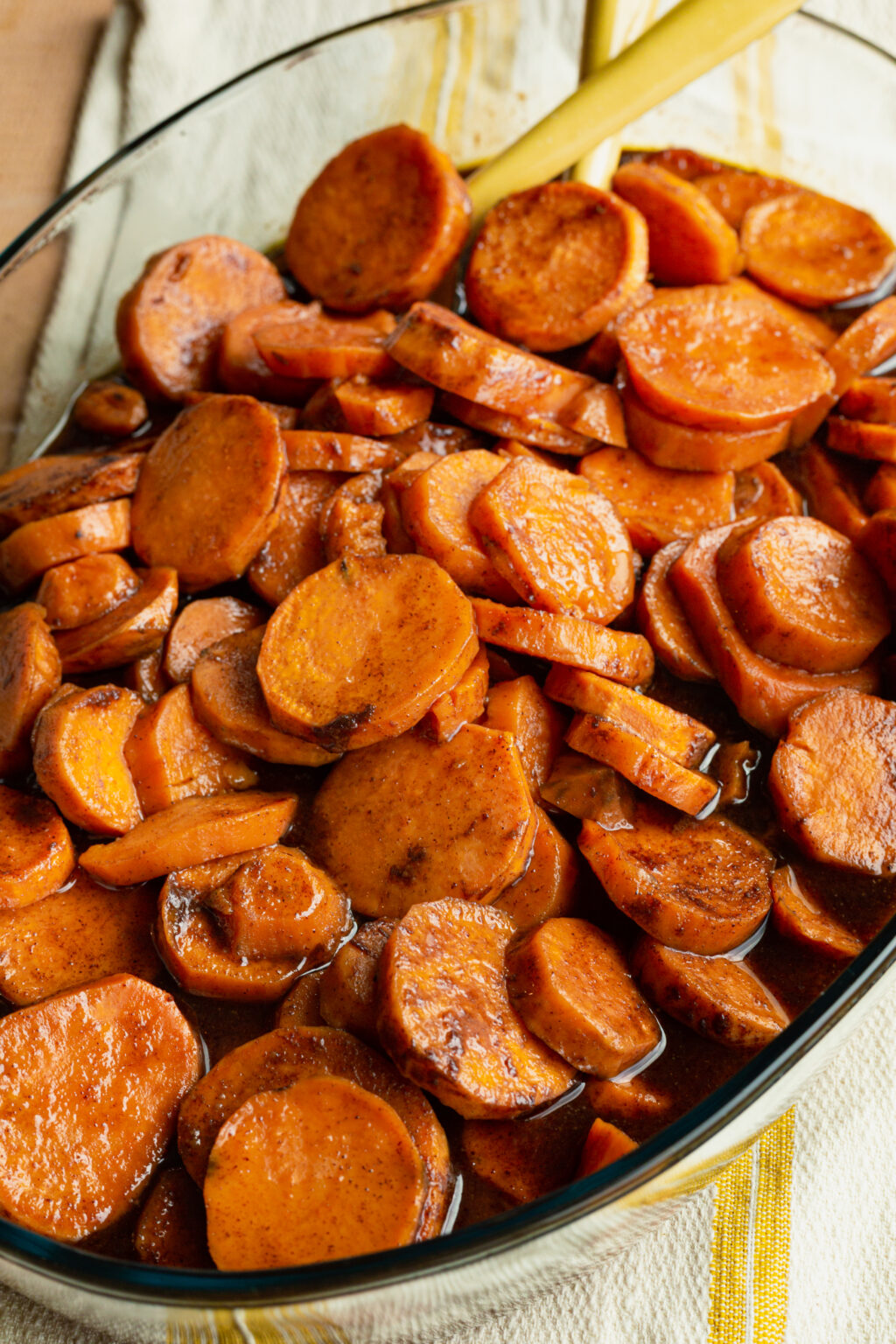 Soul Food Style Baked Candied Yams | I Heart Recipes
