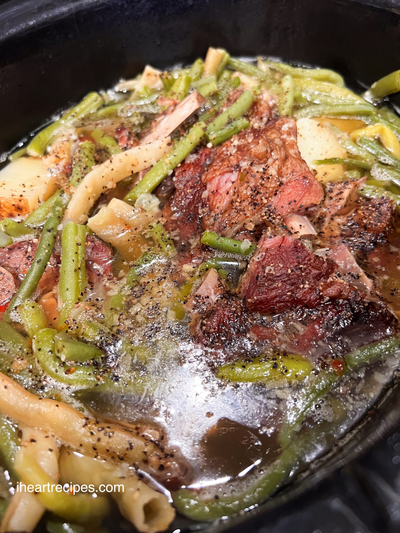 Green Beans, Potatoes, and Smoked Neck Bones - I Heart Recipes